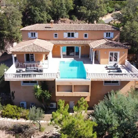 Claramande Fréjus